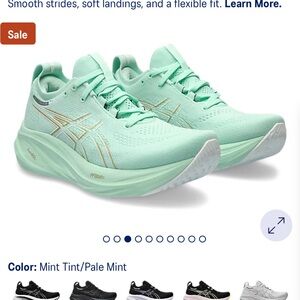 Asics Women's Light Green Running Shoes